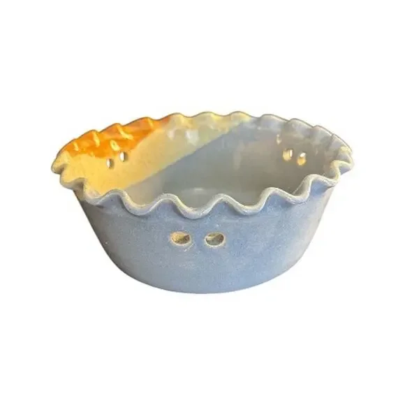 Handcrafted Clay Pen Pottery 9” Casserole Berry Pie Bowl - Picture 4 of 10